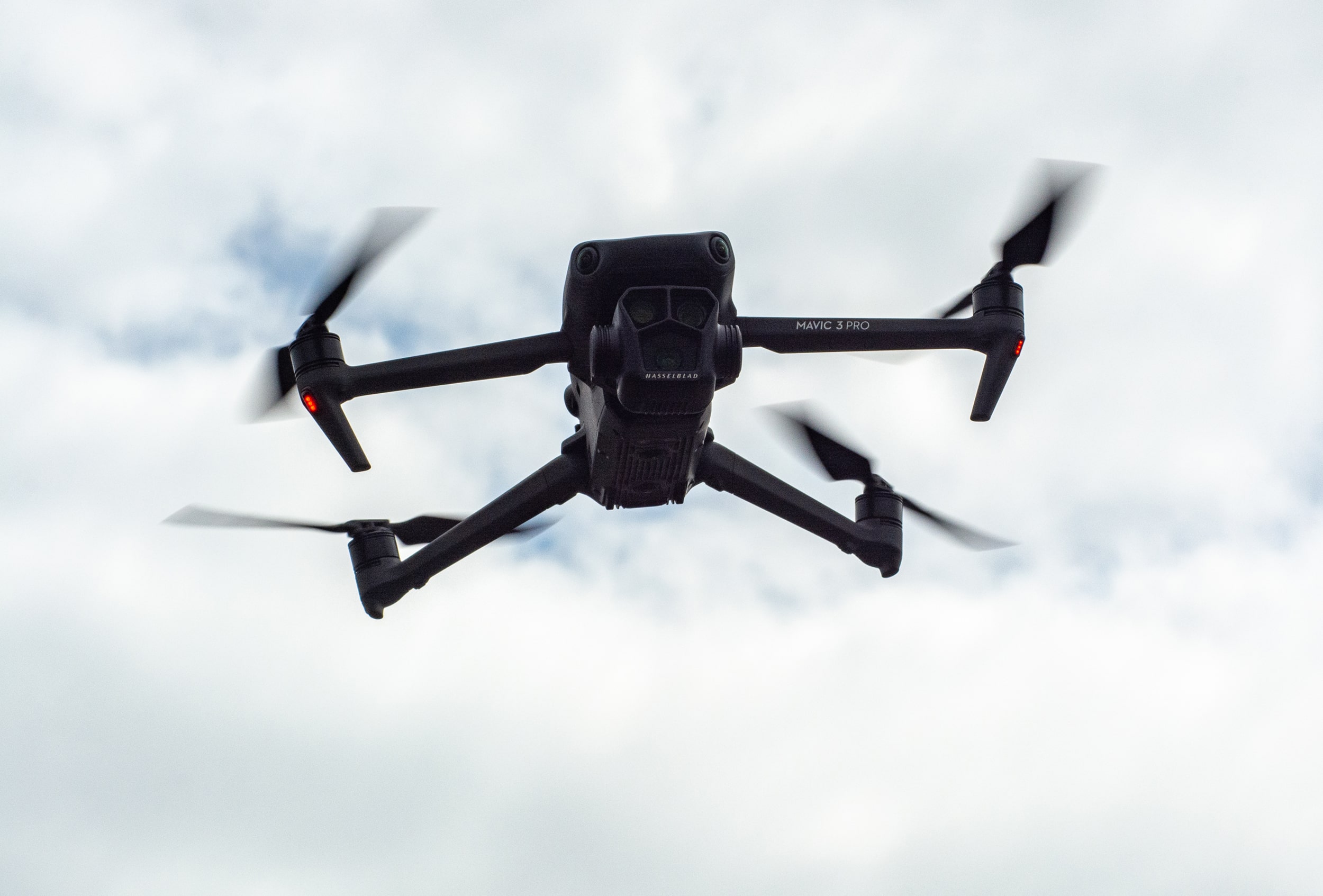 Low C Aeolian drone in pecan